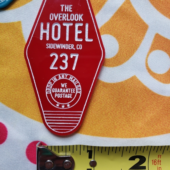 Vintage motel keychains - home made! - Picture 3 of 6